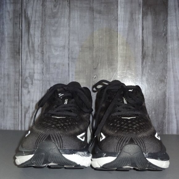 SIZE 8.5. HOKA One One Clifton 9 athletic sneakers shoes. - Picture 5 of 16